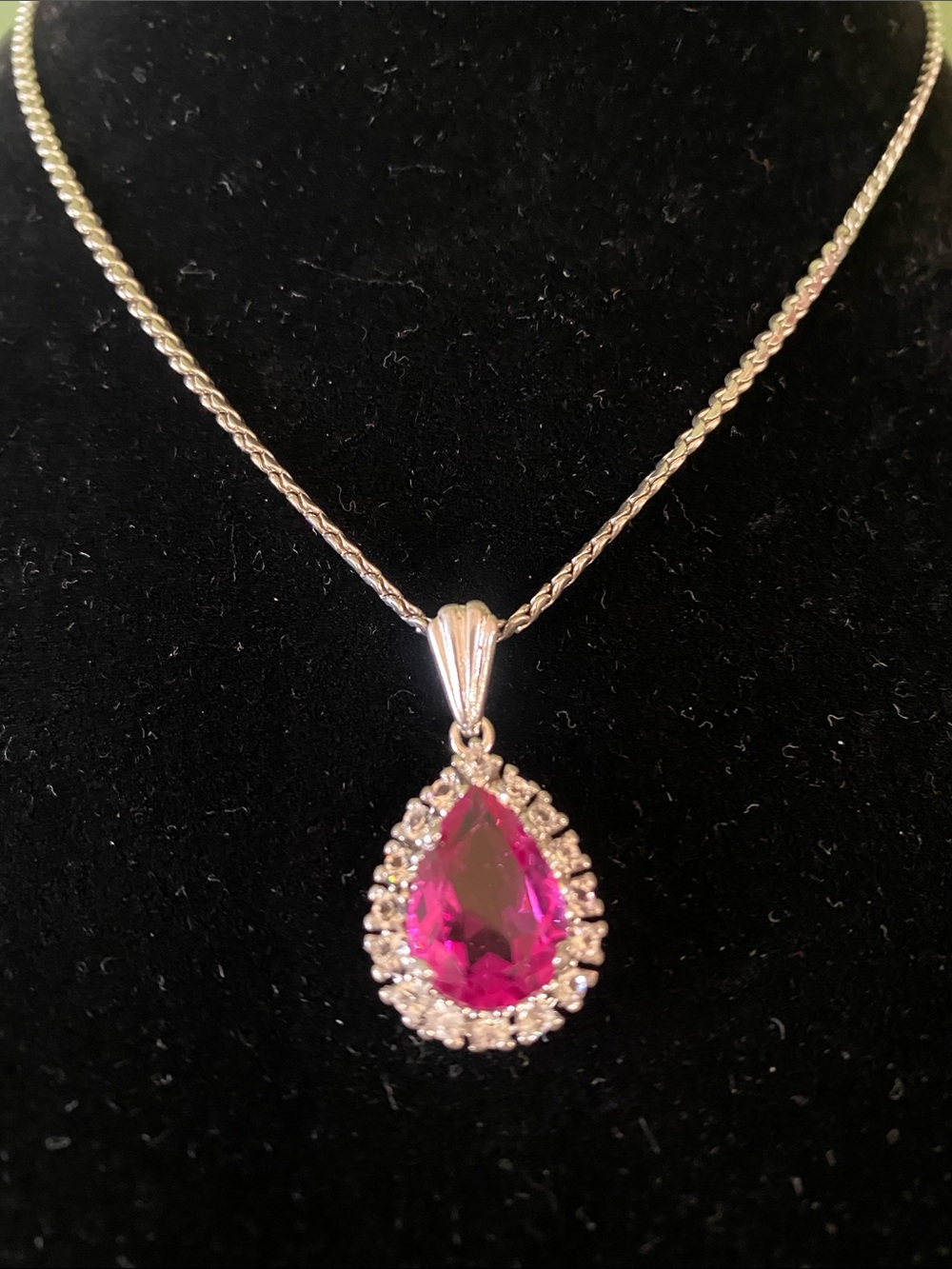 Silver Teardrop Pendant Necklace with Pink Center Stone